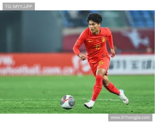 海港19岁小将蒯纪闻入选国足大名单 有望东亚杯迎首秀