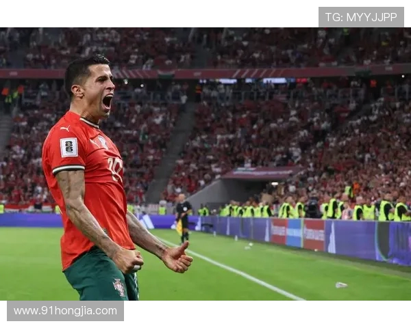 都灵官宣签下葡萄牙体育门将伊塞尔强化防线迎接新赛季挑战